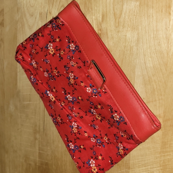 ST. Thomas Bag - Picture 4 of 4